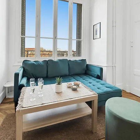 T4 Elegant Et Lumineux Coeur De Ville, Balcon Apartman