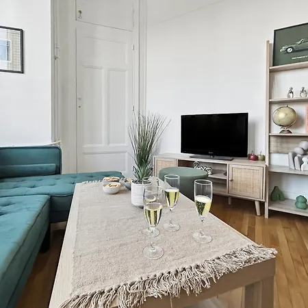 Апартаменты T4 Elegant Et Lumineux Coeur De Ville, Balcon *