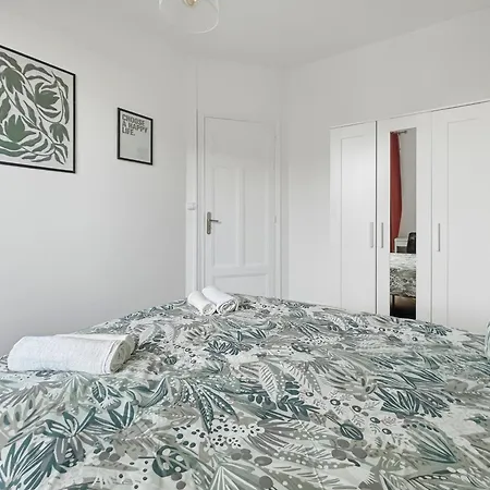 T4 Elegant Et Lumineux Coeur De Ville, Balcon Апартаменты Труа