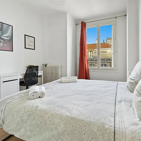 Apartman T4 Elegant Et Lumineux Coeur De Ville, Balcon