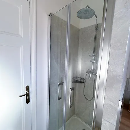 T4 Elegant Et Lumineux Coeur De Ville, Balcon Apartman *