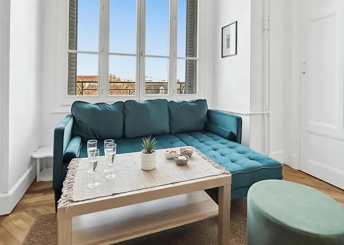 T4 Elegant Et Lumineux Coeur De Ville, Balcon Апартаменты