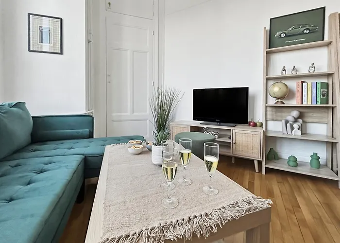 Апартаменты T4 Elegant Et Lumineux Coeur De Ville, Balcon *