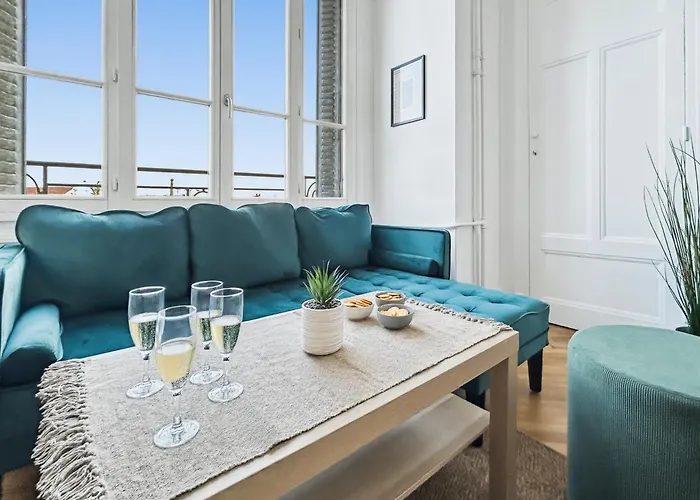 T4 Elegant Et Lumineux Coeur De Ville, Balcon Труа