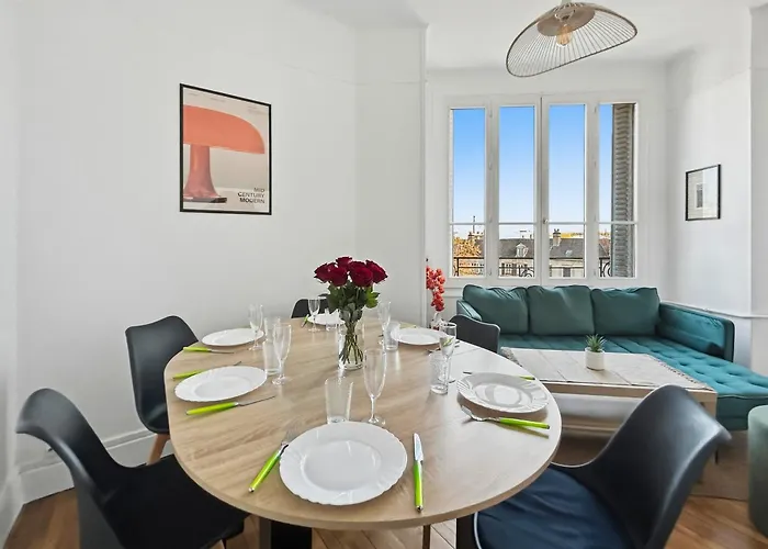 T4 Elegant Et Lumineux Coeur De Ville, Balcon Апартаменты *