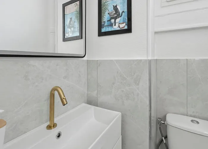 T4 Elegant Et Lumineux Coeur De Ville, Balcon Апартаменты *