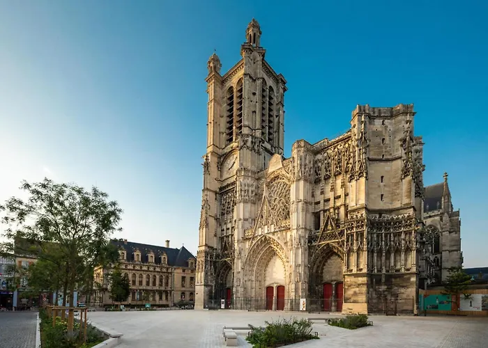 T4 Elegant Et Lumineux Coeur De Ville, Balcon Апартаменты